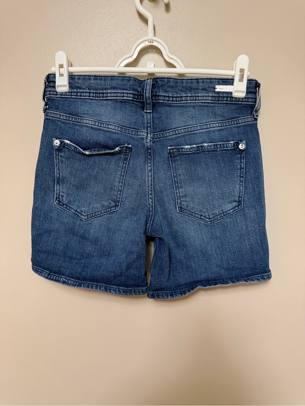 Anthropologie Slim Boyfriend Shorts - Picture 2 of 5